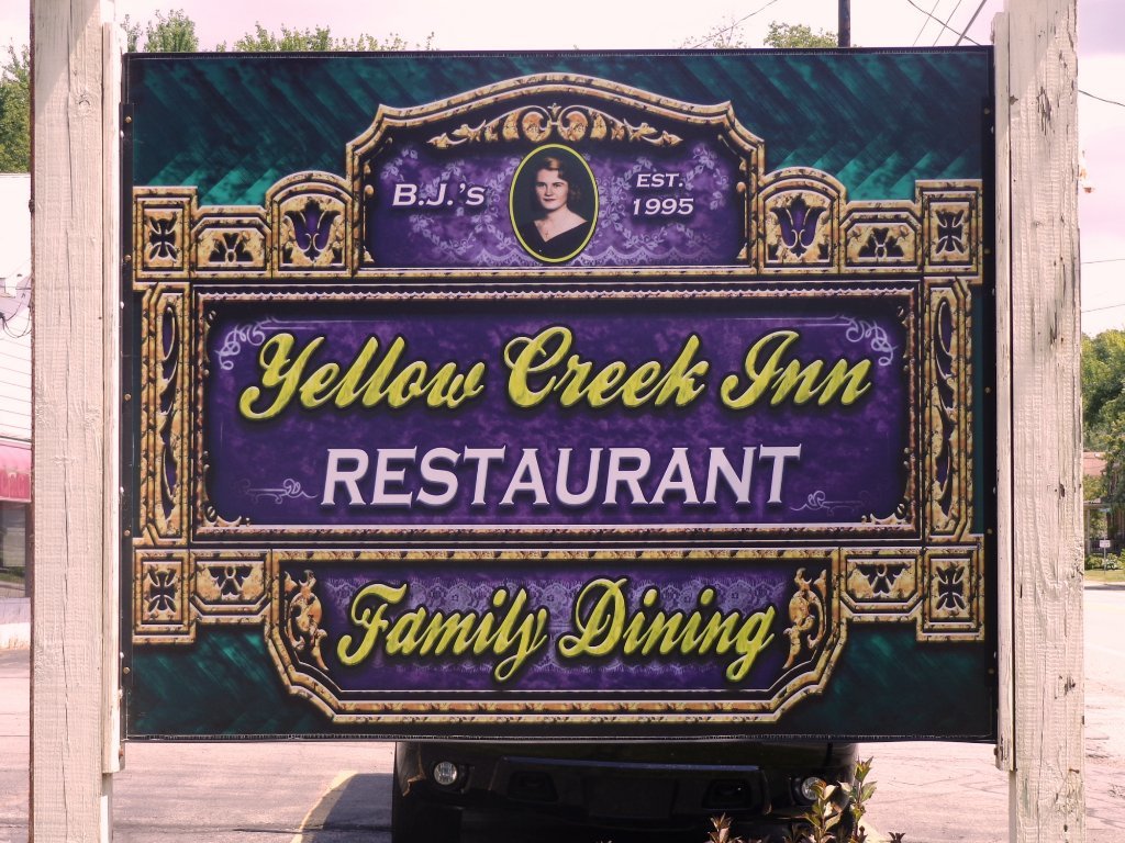 Yellowcreek Inn