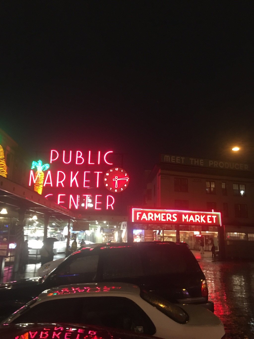 Pike Place Bar & Grill