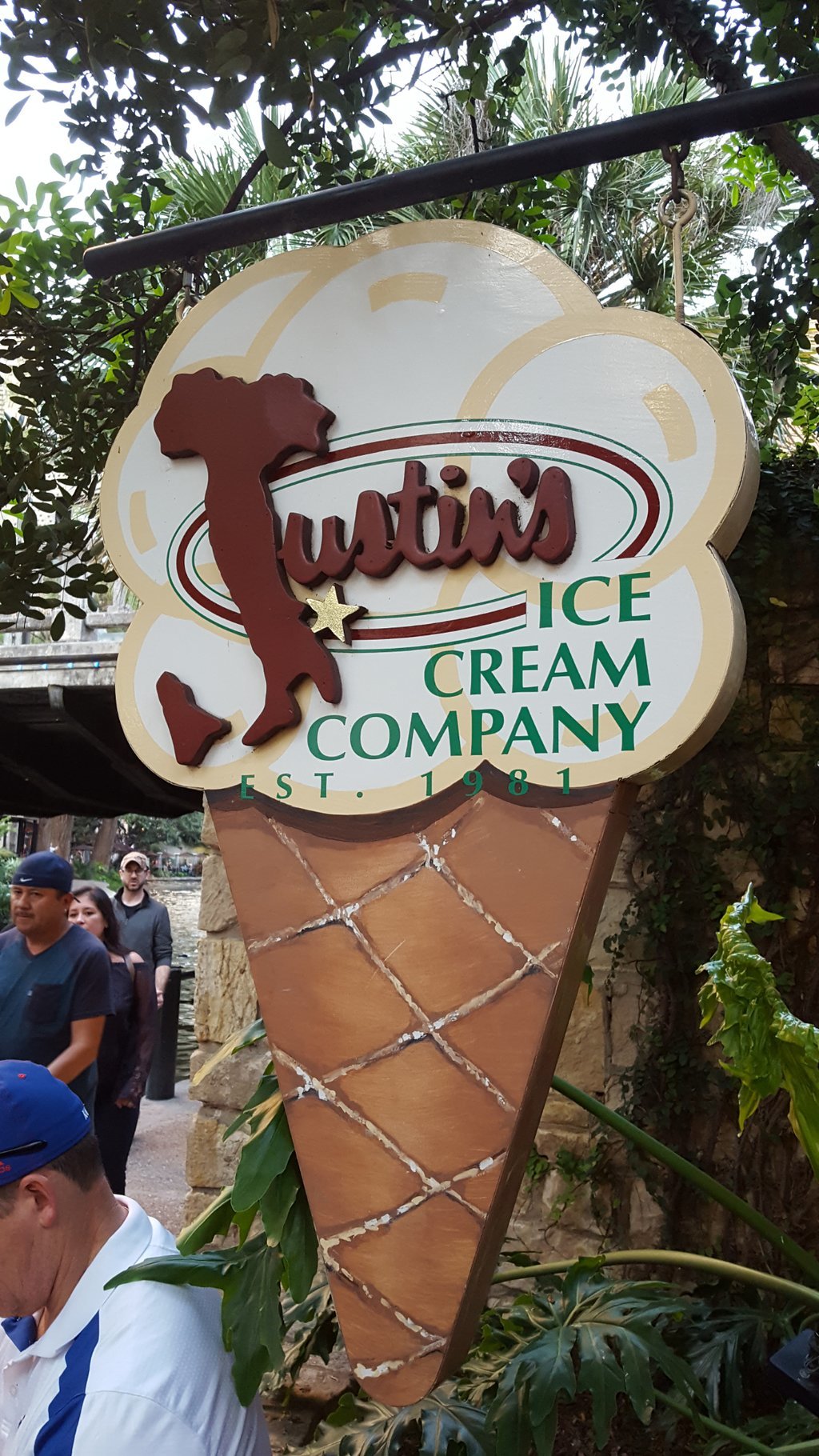 Justin`s Ice Cream